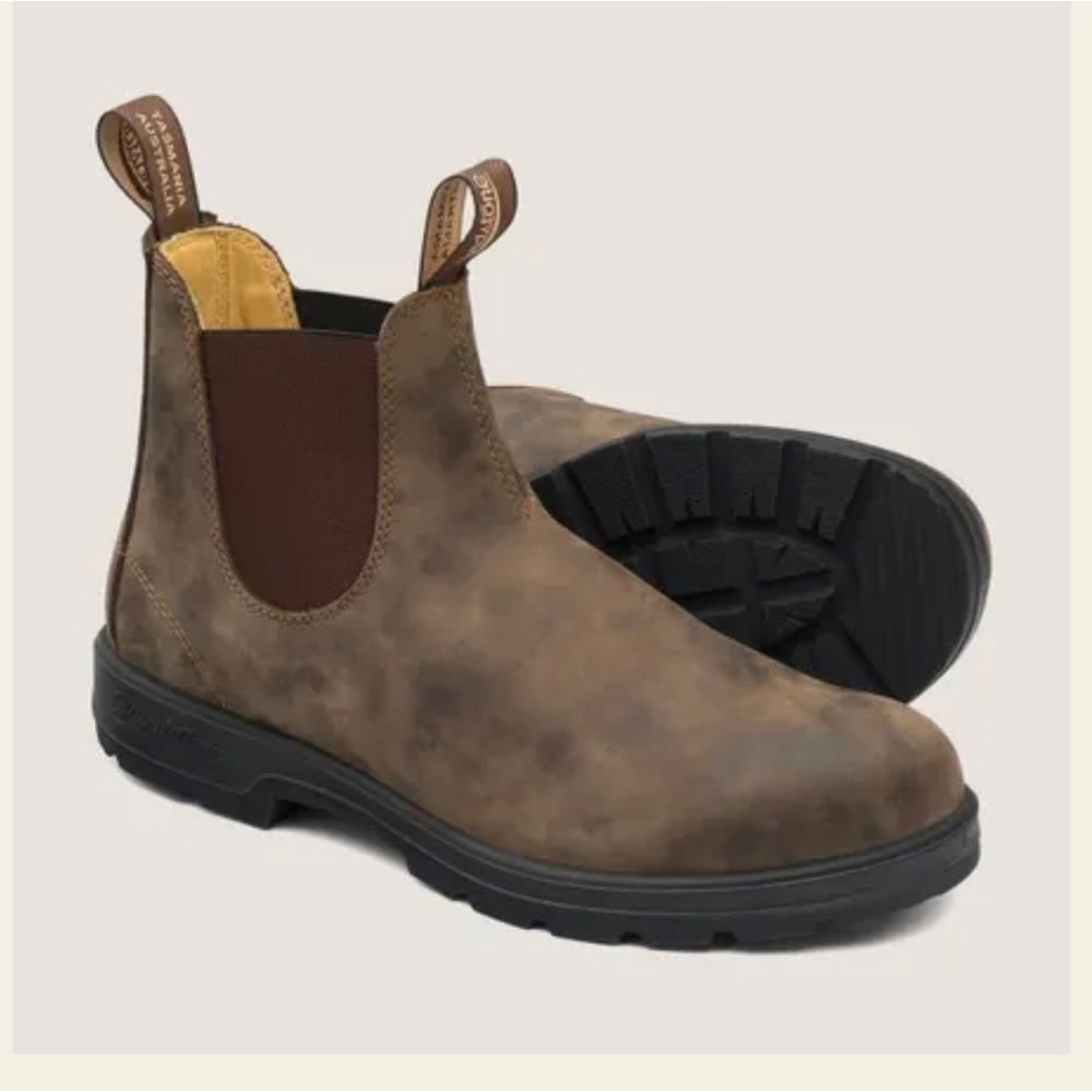 BRAND NEW Blundstone Boots #585